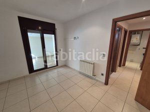 Foto d74f2ced-8d89-4969-b57f-f153d1fac161. Pis amb calefacció a Manlleu