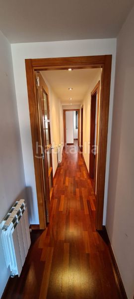 Foto 0c7b2125-eaf6-4c7c-8e61-6cfbee379c43. Pis amb calefacció aparcament a El Sucre-El Nadal Vic