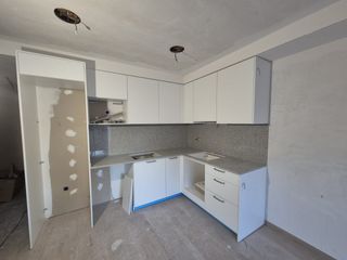 Flat  Carrer del canigó. Edifici de nomes 4 veins