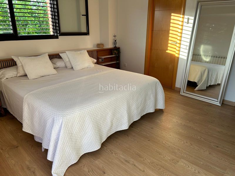 Foto 55682af6-c995-49f1-a552-53cbcb02459a. Pis amb xemeneia calefacció aparcament a Gurb