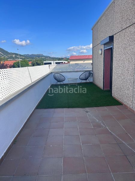 Foto 5cc12633-1151-4a4d-8821-11e4e9e2c832. Pis amb xemeneia calefacció aparcament a Gurb