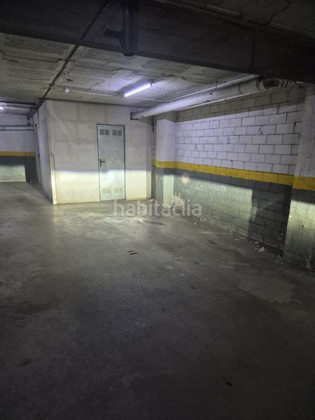 Foto 94e40dbe-72fc-4f24-a7d4-860c8b7bdffa. Pis amb calefacció aparcament a Nord Vic