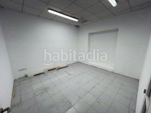 Foto 8a9a0f57-8962-49ad-99c6-7d5f249a1aa1. Local comercial a Estadi-Santa Anna Vic