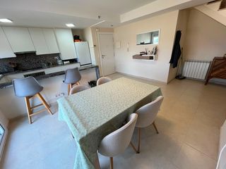 Appartement  Plaça joan amades. Àtic dúplex imècable