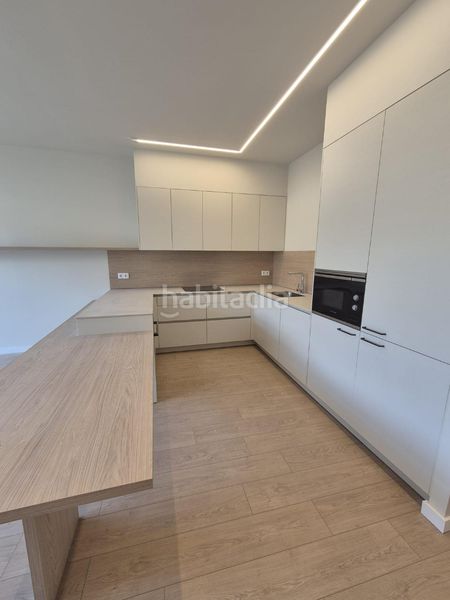 Foto 5ccdec42-cc5f-48ef-a66e-707ad872602f. Duplex con riscaldamento in Centre Vic