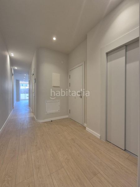 Foto a7a1c2d6-d2a6-41c3-9c2b-786a3a45c6d9. Duplex con riscaldamento in Centre Vic