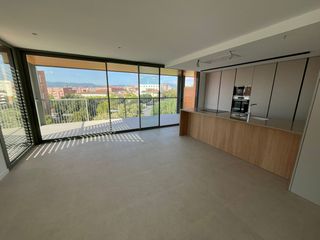 Rent Flat  Carrer de jacint verdaguer. Pis d’obra nova en lloguer amb terrassa, garatge i traster a vic