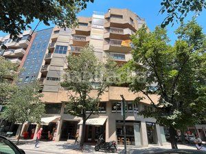 Foto afcf10af-88a6-4b6d-83f8-5c7463945d6a. Pis a carrer de jacint verdaguer 28 a Centre Vic