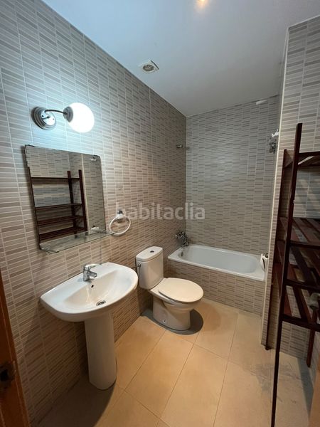 Foto 469eddb8-8226-4c94-8e4a-f06570fa61a6. Pis amb calefacció aparcament a Remei-La Guixa Vic