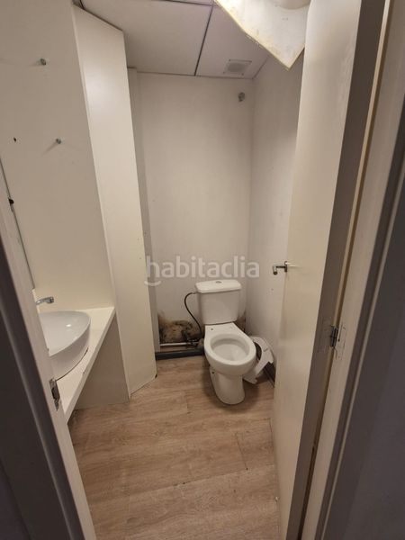 Foto b3b8da39-6778-4c3b-a8a7-278adb526f44. Local comercial amb calefacció a Centre Vic