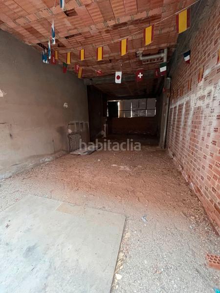 Foto cdb6e2ef-8ee3-4ccf-a5e0-06cd6e9cbc66. Local comercial a Velilla de San Antonio