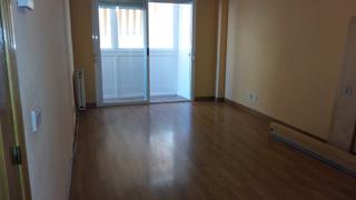 Pis  Calle méjico. Piso de 3 habitaciones en urbanización con piscina comunitaria