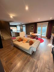 Casa adossada en Velilla de San Antonio. Chalet de ensueo en velilla de san antonio