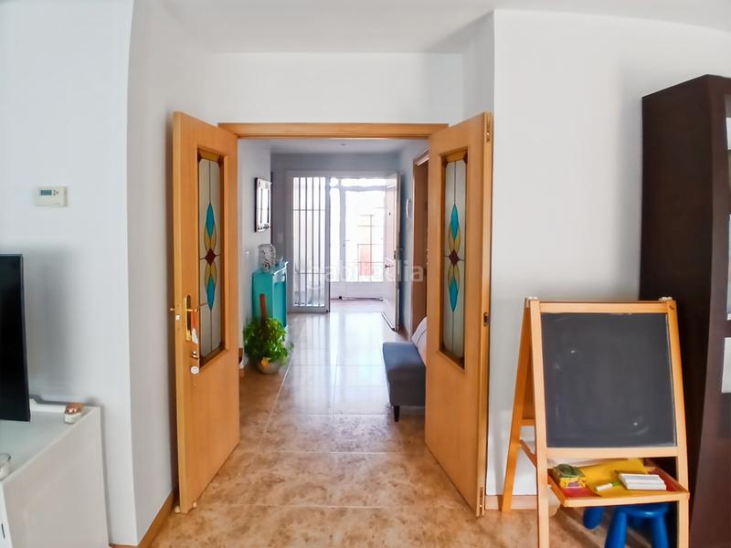 Foto 2340506f-46c7-4641-939e-0c70f315481d. Casa aparellada amb xemeneia calefacció aparcament piscina a Rivas - Vaciamadrid