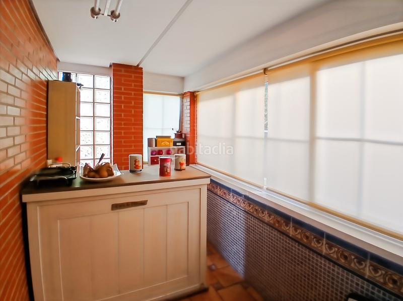 Foto 5690275d-7403-41d4-9958-4f08753774b4. Casa aparellada amb xemeneia calefacció aparcament piscina a Rivas - Vaciamadrid