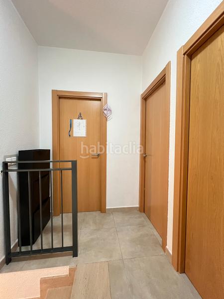 Foto 24c07a5c-4e63-491d-8e7c-407579bf5be9. Miete zweistöckige wohnung mit heizung parking in Velilla de San Antonio