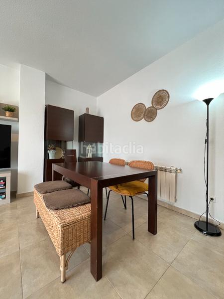 Foto 7d8625fd-53d2-406e-a581-0795a8f455e4. Miete zweistöckige wohnung mit heizung parking in Velilla de San Antonio