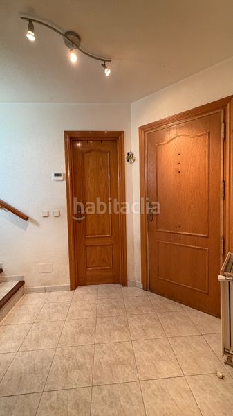 Foto b0dedeed-828a-4d89-90c3-dfbe62c6e671. Xalet amb xemeneia calefacció aparcament a Torres de la Alameda
