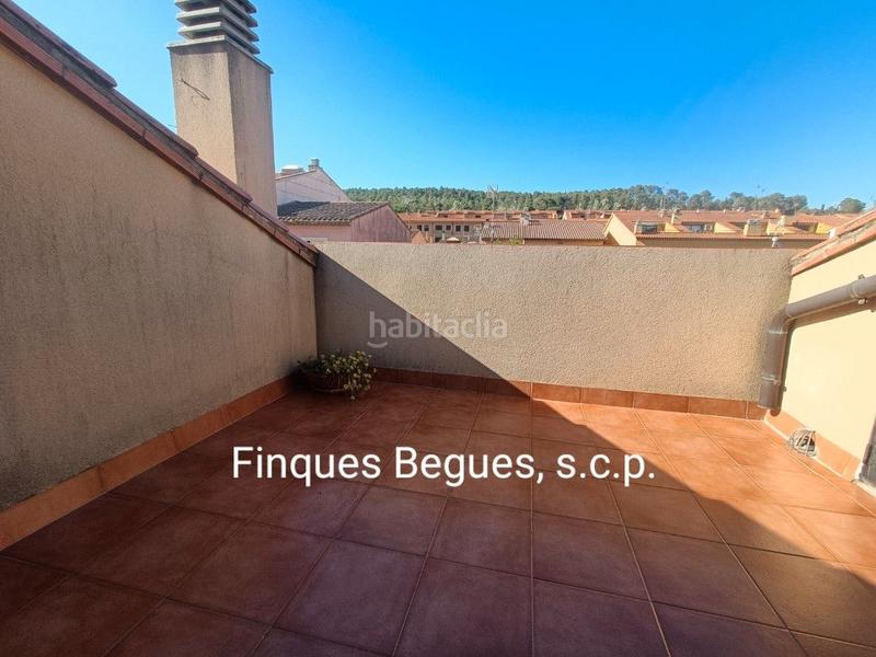 Foto 6cb10ca9-e28f-4183-a462-4e54e705353e. Casa adossada amb calefacció aparcament a Begues