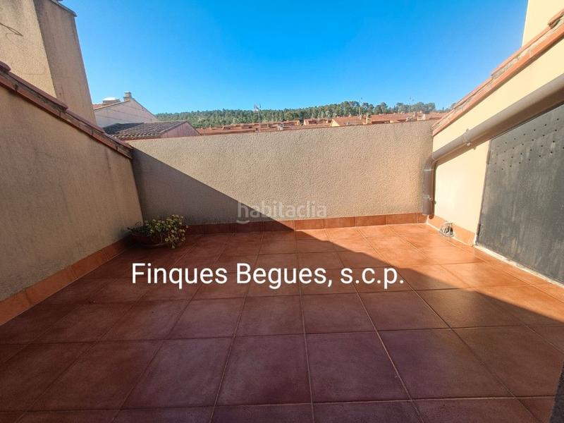 Foto c6122f22-7842-4307-a81b-ac74c4701acb. Casa adossada amb calefacció aparcament a Begues