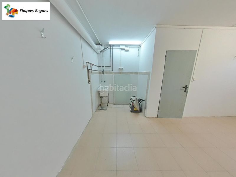 Foto caae0de6-5dc9-44a5-9170-ac19d2aa2a1f. Casa aparellada amb calefacció aparcament piscina a Begues