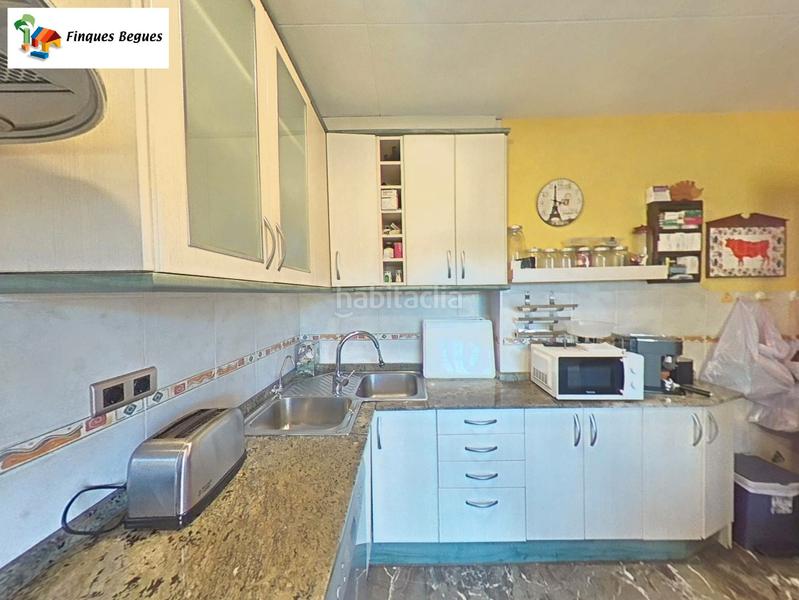 Foto 158f2da4-994a-4069-b780-7fdb5c485fb2. Xalet amb xemeneia calefacció aparcament piscina a Begues