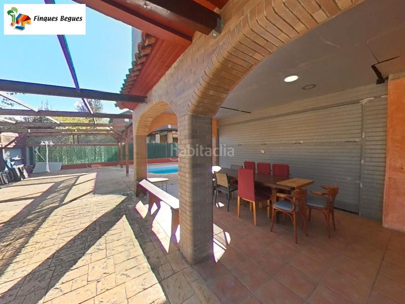 Foto 68ea3999-054b-4e9c-a810-2d5141fc7830. Xalet amb xemeneia calefacció aparcament piscina a Begues