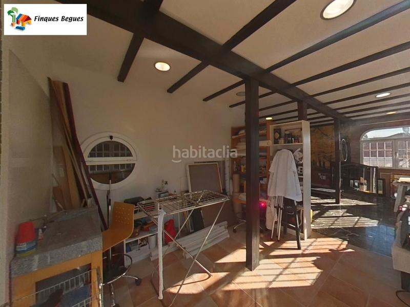 Foto 81dcf367-9c16-4fb0-a880-4be499d8aa76. Xalet amb xemeneia calefacció aparcament piscina a Begues