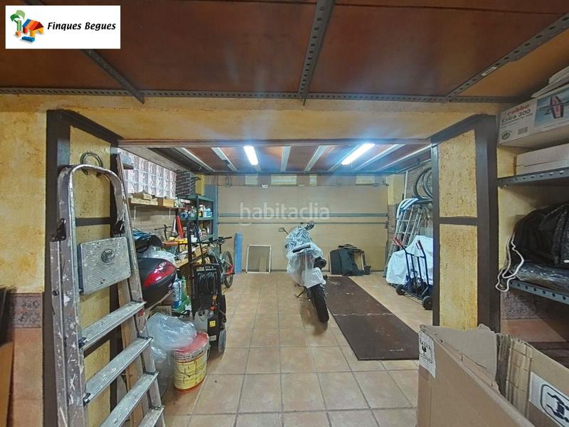 Foto 889f82d7-b925-4db5-b034-e3bd932eab94. Xalet amb xemeneia calefacció aparcament piscina a Begues