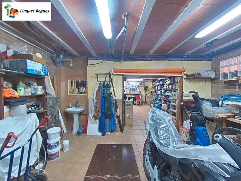 Foto ace60b7c-9427-4498-a089-72aa472b6c1e. Xalet amb xemeneia calefacció aparcament piscina a Begues