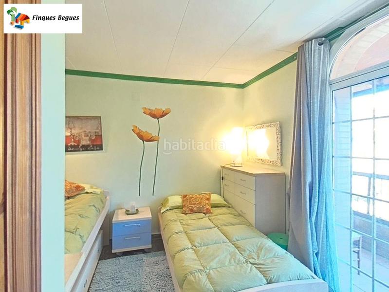 Foto b55fcd0d-4fb6-4c7c-bb76-cd0a95aa3fa2. Xalet amb xemeneia calefacció aparcament piscina a Begues