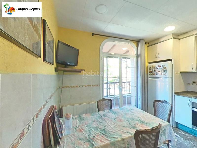 Foto e9013cb4-a90a-4909-b034-24a602f660aa. Xalet amb xemeneia calefacció aparcament piscina a Begues