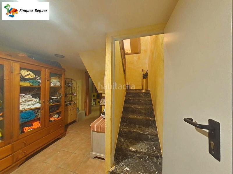 Foto f77b362d-41a5-4259-8b43-8cffe6f2b9bd. Xalet amb xemeneia calefacció aparcament piscina a Begues