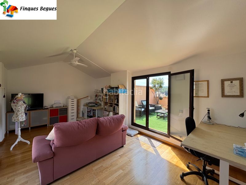 Foto 148c7a0a-4f9b-4067-ace3-caea25f5f100. Duplex con riscaldamento in Begues