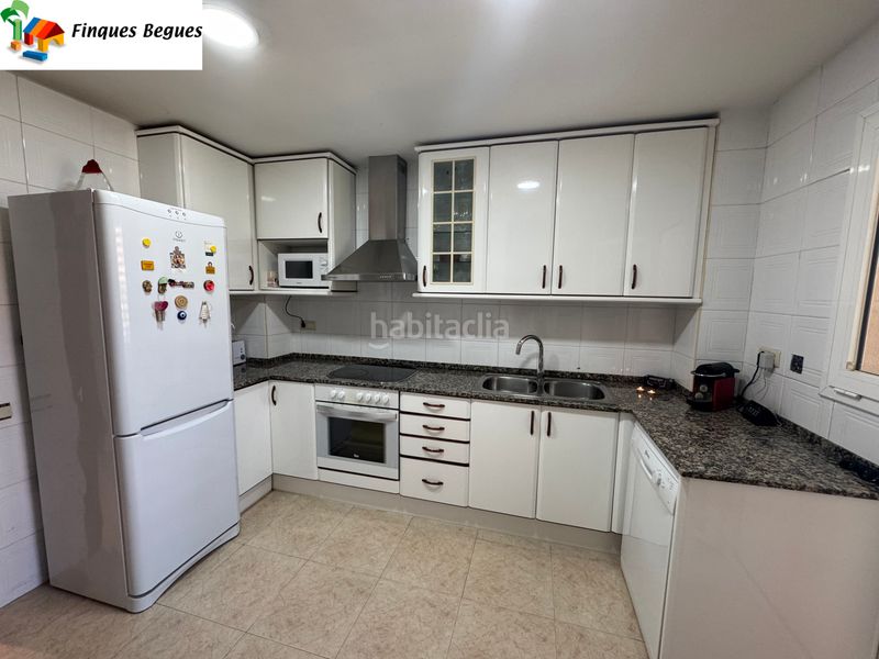 Foto 78a4db8e-7822-4d5f-944d-323ab07d3d3d. Pis a carrer ferran muñoz 8 a Begues