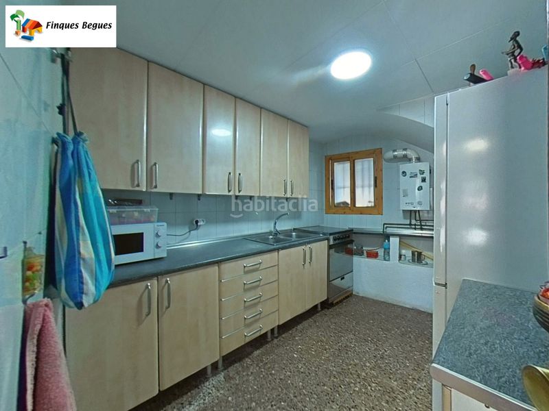 Foto 45404341-28f9-4e1d-8cfc-c27d0a2dffef. Masia a n/a a Begues