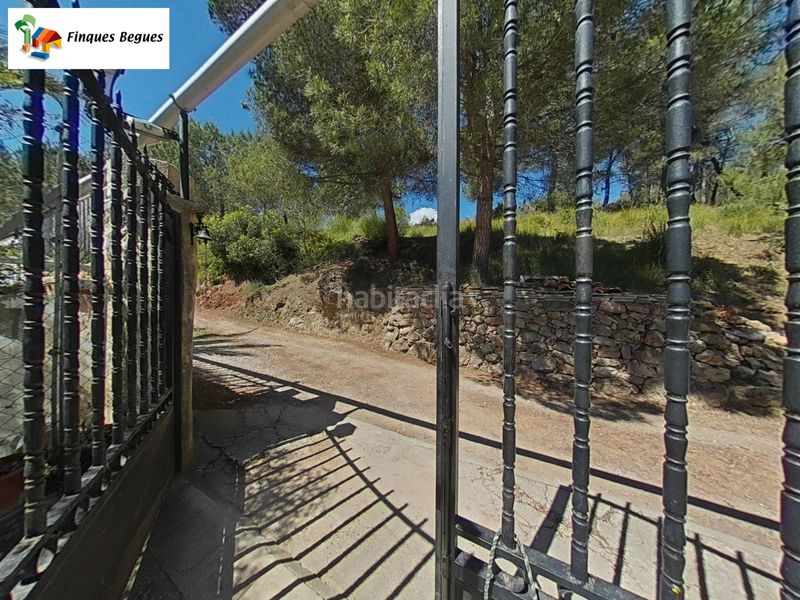 Foto b2215ddf-eb45-47cb-a218-37e63a64d37d. Masia a n/a a Begues