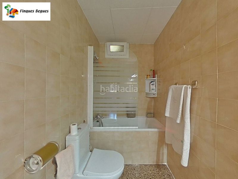 Foto f7d81b2d-8ad7-44b4-8379-4752af2a6a52. Masia a n/a a Begues
