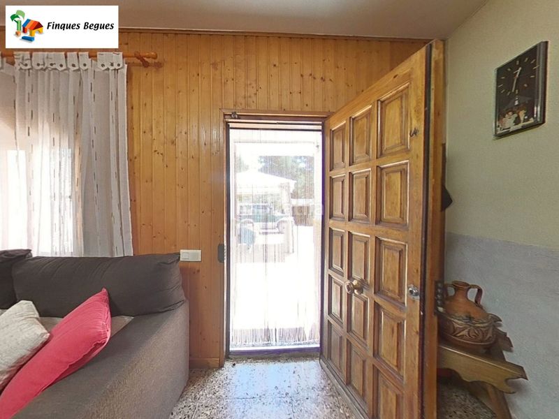 Foto fa50bf64-b6b4-4e92-91da-11f975e86123. Masia a n/a a Begues