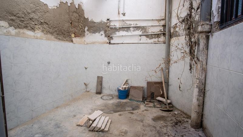 Foto 4cf2adf5-9aa2-412c-84e9-12dd41fc1a01. Business premise in Plaza Castelar - Mercado Central Elda