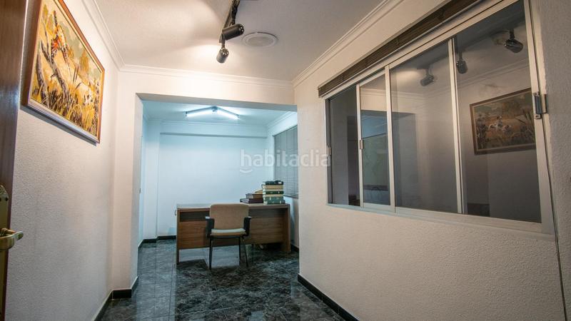 Foto 6806702c-a7d2-4fd8-8fab-87ecf17a97c5. Business premise in Plaza Castelar - Mercado Central Elda