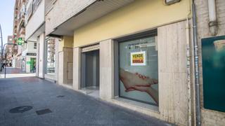 Business premise in Fraternidad. Local comercial, en el centro de la gran avenida de elda.