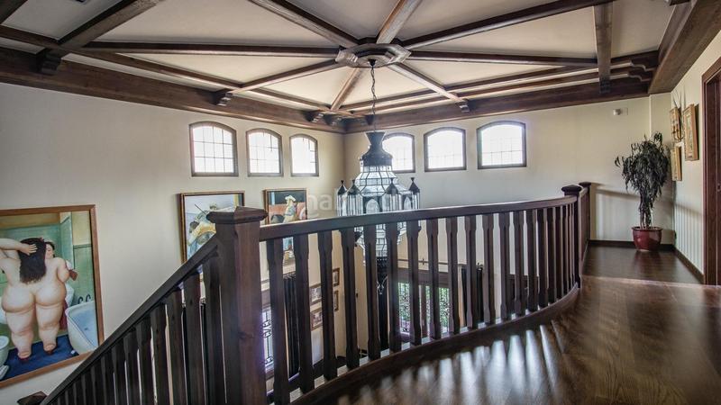 Foto 957cb95b-e838-43ab-a125-6a56004452d2. Chalet with heating parking pool in Las Trescientas-San Francisco-Ciudad Vergel Elda