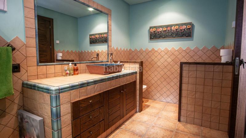 Foto b6eec1d3-aa11-4a99-bc29-ba74c4b639fe. Chalet with heating parking pool in Las Trescientas-San Francisco-Ciudad Vergel Elda