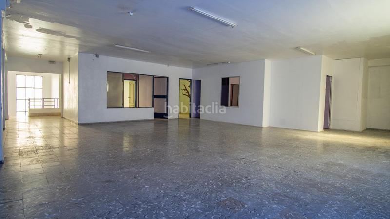 Foto bbc257d9-d79f-4fb7-bd0b-06036fa24910. Edifici a Plaza de Toros-Avenida Chapí-Trinquete Elda