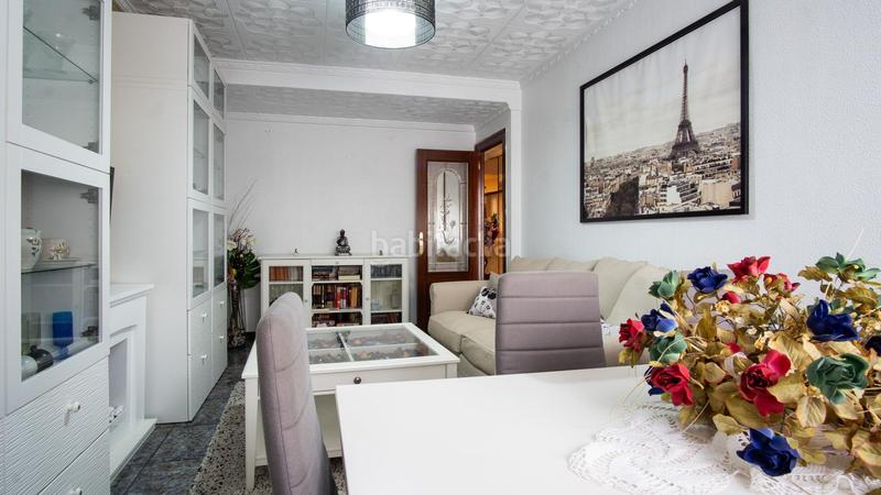 Foto 15e4e52c-4612-426c-971d-08b7333f0316. Piso  para entrar a vivir !oportunidad ! en Plaza de Toros-Avenida Chapí-Trinquete Elda
