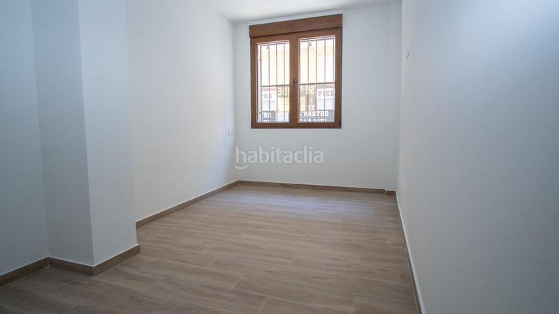 Foto 2a0a1dd2-504b-42bf-a7fa-802f2a38e796. Pis a Petrer