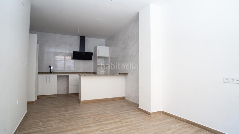 Foto f2e7c222-fdc1-4110-930f-5b3f5d564d65. Pis a Petrer