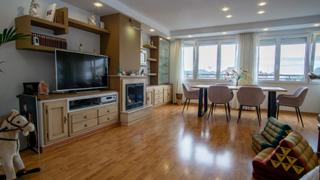 Àtic a Plaza Castelar - Mercado Central. Ático dúplex en gran avenida con garaje y amplias terrazas