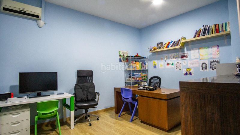 Foto d552bebd-adf3-47b2-b952-063138a25bea. Local comercial a Petrer